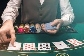 browin88 apk Quickspin live-dealer studio with professional croupier and high-definition camera setup